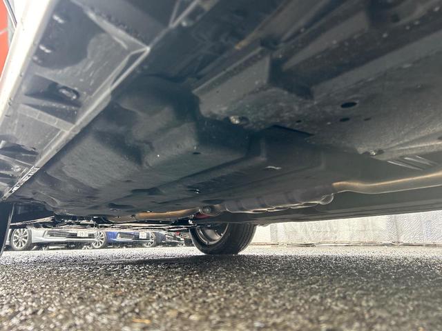 クロストレック リミテッド　純正１１．６インチナビ　全周囲モニター　前側方警戒アシスト　シートヒーター　ステアリングヒーター　メモリ付パワーシート　禁煙車　ＥＴＣ　ドラレコ　純正１８インチアルミホイール　ＬＥＤヘッドライト（58枚目）