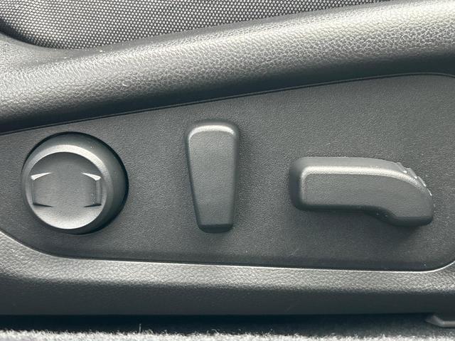 クロストレック リミテッド　純正１１．６インチナビ　全周囲モニター　前側方警戒アシスト　シートヒーター　ステアリングヒーター　メモリ付パワーシート　禁煙車　ＥＴＣ　ドラレコ　純正１８インチアルミホイール　ＬＥＤヘッドライト（67枚目）