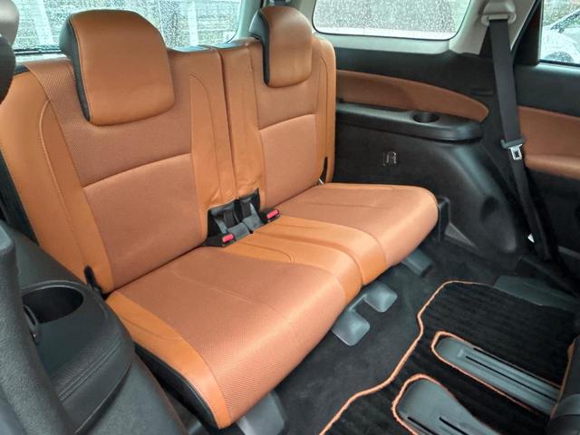 エクシーガクロスオーバー７ ２．５ｉアイサイト　７人乗りＳＵＶ　ルーフレール　アイサイト　ＳＤナビ　バックカメラ　ＥＴＣ　ドラレコ　禁煙車　スマートキー　パワーシート　シートヒーター　純正１７インチアルミホイール　ＨＩＤヘッドランプ（43枚目）