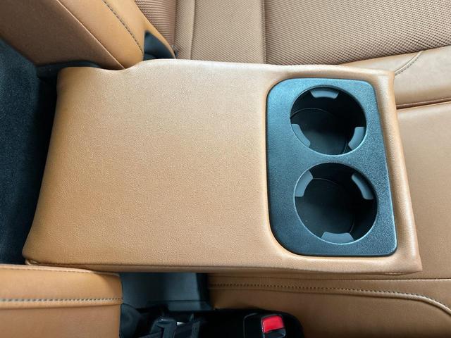 エクシーガクロスオーバー７ ２．５ｉアイサイト　７人乗りＳＵＶ　ルーフレール　アイサイト　ＳＤナビ　バックカメラ　ＥＴＣ　ドラレコ　禁煙車　スマートキー　パワーシート　シートヒーター　純正１７インチアルミホイール　ＨＩＤヘッドランプ（49枚目）