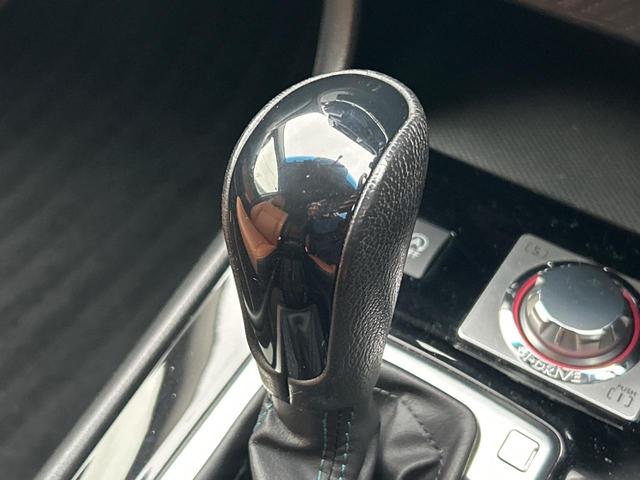 エクシーガクロスオーバー７ ２．５ｉアイサイト　７人乗りＳＵＶ　ルーフレール　アイサイト　ＳＤナビ　バックカメラ　ＥＴＣ　ドラレコ　禁煙車　スマートキー　パワーシート　シートヒーター　純正１７インチアルミホイール　ＨＩＤヘッドランプ（68枚目）