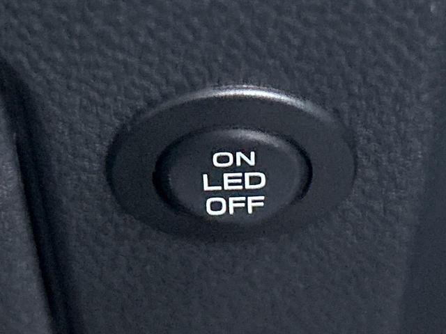 レヴォーグ ＳＴＩスポーツ　ＥＸ　スマートリアビューミラー　ＳＴＩエアロパッケージ　ＳＴＩパフォーマンスマフラー　ＳＴＩ１８インチＡＷ　ＳＴＩルーフエンドスポイラー　純正１１．６インチナビ　フロント＆サイド＆バックカメラ　禁煙車（36枚目）