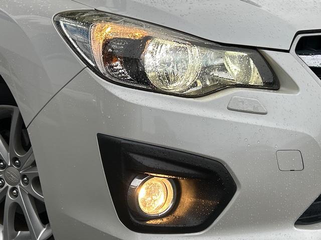 インプレッサスポーツ ２．０ｉ　純正ＳＤナビ　バックカメラ　禁煙車　純正１６インチアルミホイール　ＥＴＣ　ドラレコ　純正革巻きステアリング　クルーズコントロール　パドルシフト　横滑り防止機能　アイドリングストップ（12枚目）
