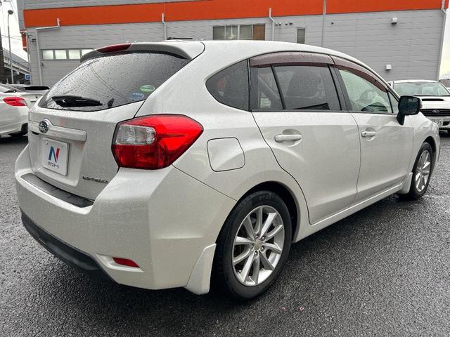 インプレッサスポーツ ２．０ｉ　純正ＳＤナビ　バックカメラ　禁煙車　純正１６インチアルミホイール　ＥＴＣ　ドラレコ　純正革巻きステアリング　クルーズコントロール　パドルシフト　横滑り防止機能　アイドリングストップ（17枚目）