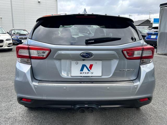 インプレッサスポーツ ２．０ｉ－Ｓアイサイト　ＳＴＩフロントエアロ　ＳＴＩパフォーマンスマフラー　ＳＴＩルーフエンドスポイラー　アイサイトセイフティ＋　純正ビルトイン８型ナビ　サイド＆バックカメラ　リアビークルディティクション　禁煙車　ＥＴＣ（16枚目）