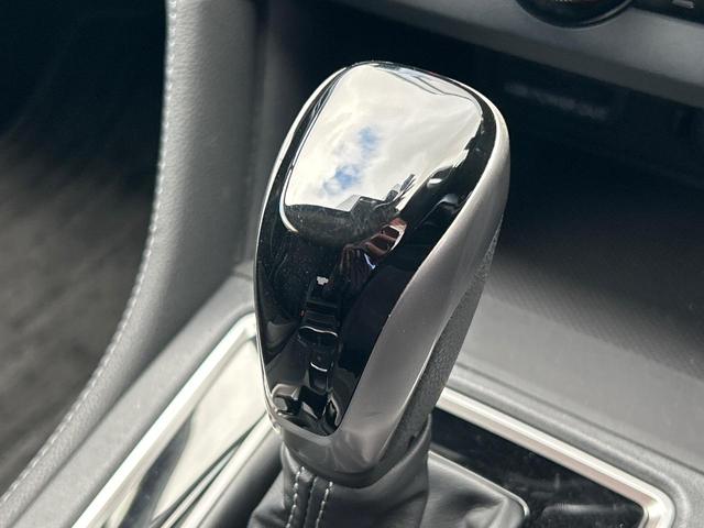 インプレッサスポーツ ２．０ｉ－Ｓアイサイト　ＳＴＩフロントエアロ　ＳＴＩパフォーマンスマフラー　ＳＴＩルーフエンドスポイラー　アイサイトセイフティ＋　純正ビルトイン８型ナビ　サイド＆バックカメラ　リアビークルディティクション　禁煙車　ＥＴＣ（68枚目）