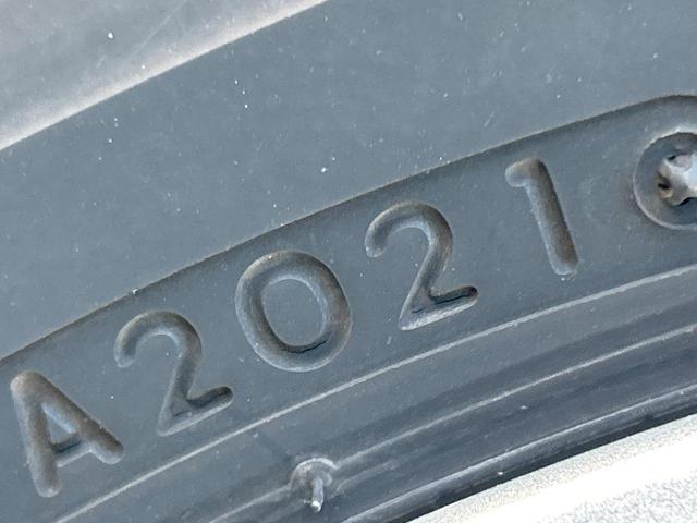 フォレスター ２．０ｉ－Ｌ　アイサイト　ＳＤナビ　バックカメラ　パワーシート　シートヒーター　スマートキー　禁煙車　ＨＩＤヘッドランプ　レーダークルーズ　純正１７インチアルミホイール　左右独立エアコン　Ｘ－ＭＯＤＥ　パドルシフト（24枚目）