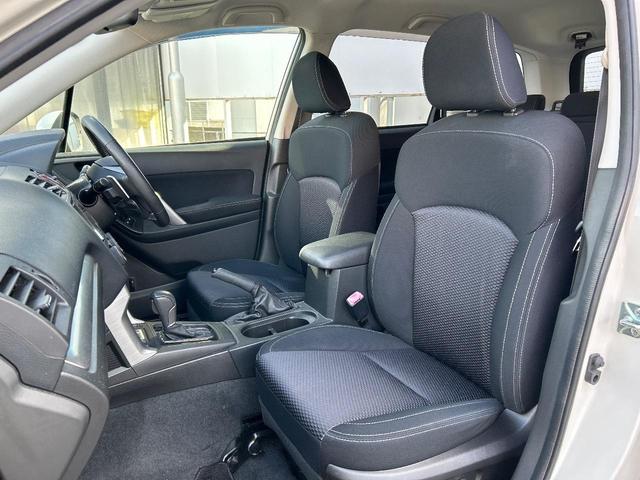 フォレスター ２．０ｉ－Ｌ　アイサイト　ＳＤナビ　バックカメラ　パワーシート　シートヒーター　スマートキー　禁煙車　ＨＩＤヘッドランプ　レーダークルーズ　純正１７インチアルミホイール　左右独立エアコン　Ｘ－ＭＯＤＥ　パドルシフト（39枚目）