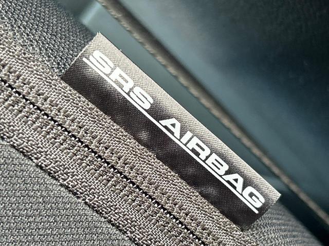 フォレスター ２．０ｉ－Ｌ　アイサイト　ＳＤナビ　バックカメラ　パワーシート　シートヒーター　スマートキー　禁煙車　ＨＩＤヘッドランプ　レーダークルーズ　純正１７インチアルミホイール　左右独立エアコン　Ｘ－ＭＯＤＥ　パドルシフト（41枚目）