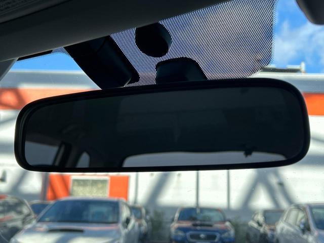 フォレスター ２．０ｉ－Ｌ　アイサイト　ＳＤナビ　バックカメラ　パワーシート　シートヒーター　スマートキー　禁煙車　ＨＩＤヘッドランプ　レーダークルーズ　純正１７インチアルミホイール　左右独立エアコン　Ｘ－ＭＯＤＥ　パドルシフト（69枚目）