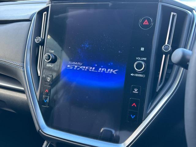 �y�P�P�D�U�C���`�i�r�z�X�}�[�g�t�H�����o�Ŏg�p�ł���A�C���p�N�g�̂���P�P�D�U�C���`�i�r�𑕔��I�i�r��I�[�f�B�I����͂������A�e��ԗ��������̉�ʂ���m�F�E�ݒ�ł��܂���