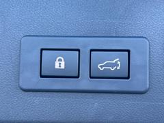 �ڥѥ�Хå��ɥ��ۥ��ޡ��ȥ����䱿ž�ʤΥܥ���򲡤������ǥꥢ�����Ȥ���ư�ǳ��Ĥ��ޤ�����ʪ����äƤ�����䡢�⤤���֤ˤ���Хå��ɥ����Ĥ��ݤ������ʵ�ǽ�Ǥ��� 6