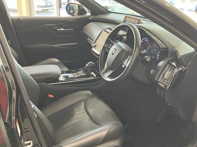 クラウンハイブリッド G-エグゼクティブ 禁煙車 パノラミックビューモニター AC100V トヨタセーフティセンス レーダークルーズ クリアランスソナー 黒本革エアシート メモリパワーシート 3眼LEDヘッドライト ブラインドスポットモニター(22枚目)