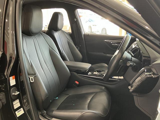 クラウンハイブリッド G-エグゼクティブ 禁煙車 パノラミックビューモニター AC100V トヨタセーフティセンス レーダークルーズ クリアランスソナー 黒本革エアシート メモリパワーシート 3眼LEDヘッドライト ブラインドスポットモニター(23枚目)