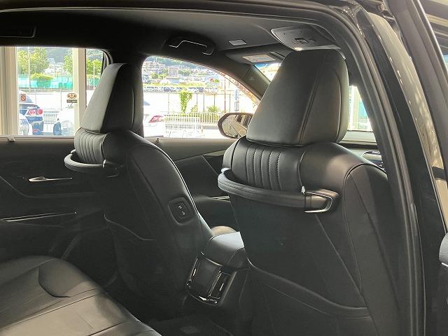 クラウンハイブリッド G-エグゼクティブ 禁煙車 パノラミックビューモニター AC100V トヨタセーフティセンス レーダークルーズ クリアランスソナー 黒本革エアシート メモリパワーシート 3眼LEDヘッドライト ブラインドスポットモニター(26枚目)