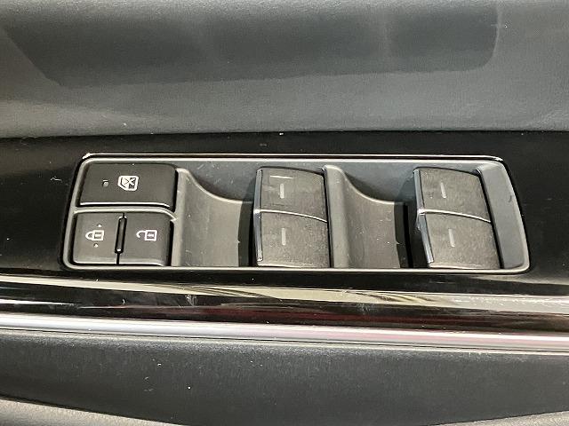 クラウンハイブリッド G-エグゼクティブ 禁煙車 パノラミックビューモニター AC100V トヨタセーフティセンス レーダークルーズ クリアランスソナー 黒本革エアシート メモリパワーシート 3眼LEDヘッドライト ブラインドスポットモニター(41枚目)