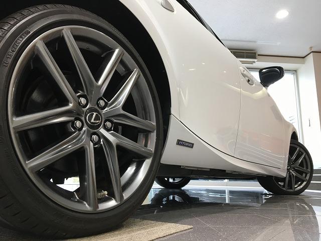 IS300h 禁煙車 Fスポーツ18インチAW 黒ハーフレザーシート メーカーSDナビ プリクラッシュセーフティ レーダークルーズコントロール LEDヘッドライト ビルトインETC パドルシフト シートヒーター(42枚目)