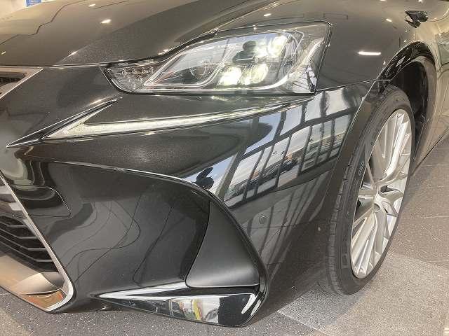 IS300h バージョンL 禁煙車 ワンオーナー サンルーフ プリクラッシュS レーダークルーズ クリアランスソナー BSM 黒本革 シートヒーター&エアコン 電動リアサンシェード 純正SDナビ バックカメラ 純正18インチAW(32枚目)