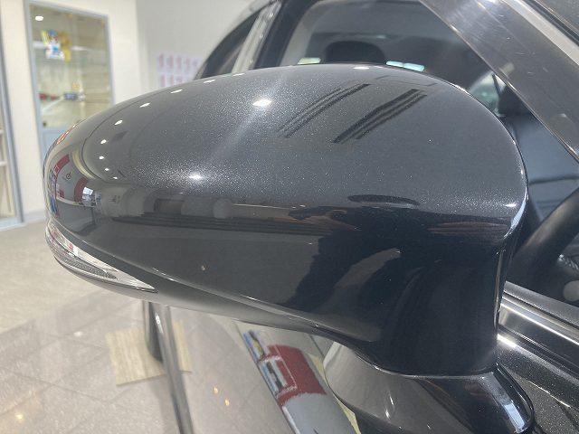 IS300h バージョンL 禁煙車 ワンオーナー サンルーフ プリクラッシュS レーダークルーズ クリアランスソナー BSM 黒本革 シートヒーター&エアコン 電動リアサンシェード 純正SDナビ バックカメラ 純正18インチAW(47枚目)