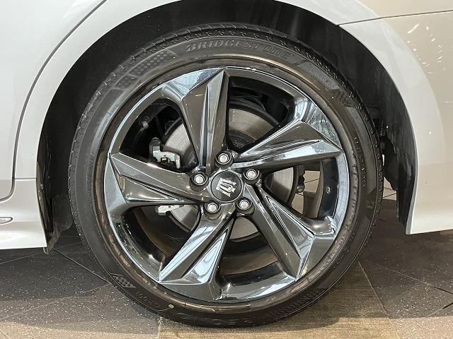 クラウン ＲＳ　リミテッド　ワンオーナー　禁煙車　プリクラッシュ　レーダークルーズ　クリアランスソナー　純正１８インチブラックスパッタリングＡＷ　メモリーパワーシート　シートヒーター　ブラインドスポットモニター　ＡＣ１００Ｖ電源（29枚目）