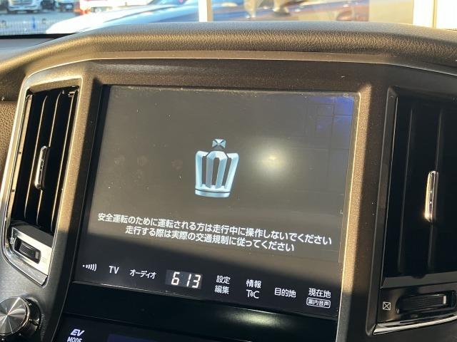 クラウンマジェスタ Ｆバージョン　Ｊ－フロンティア　禁煙車　サンルーフ　１８インチＡＷ　トヨタセーフティセンス　プリクラッシュ　レーダークルーズ　クリアランスソナー　ＬＥＤヘッドライト　茶本革エアシート　メモリパワーシート　メーカーナビ　バックモニター（4枚目）