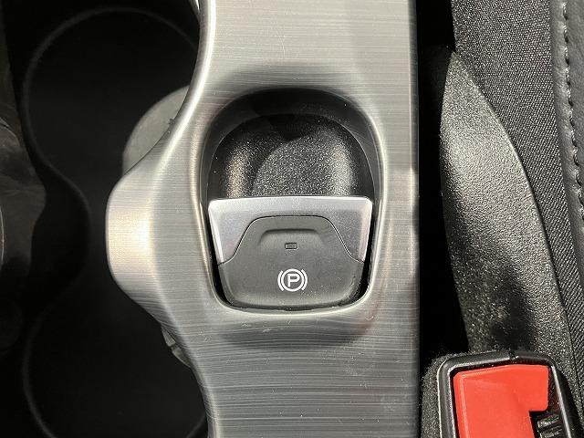 ５００Ｘ ポップスター　プラス　ワンオーナー　禁煙　レーダクルーズ　プリクラッシュ　ＬＥＤヘッドライト　純正１８インチＡＷ　黒革シート　パワーシート　シートヒーター　ブラインドスポットモニター　メーカーディスプレイオーディオ　ＥＴＣ（65枚目）