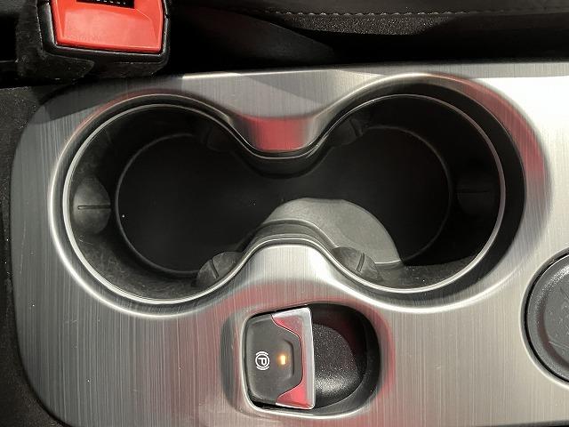 ５００Ｘ ポップスター　プラス　ワンオーナー　禁煙　レーダクルーズ　プリクラッシュ　ＬＥＤヘッドライト　純正１８インチＡＷ　黒革シート　パワーシート　シートヒーター　ブラインドスポットモニター　メーカーディスプレイオーディオ　ＥＴＣ（70枚目）