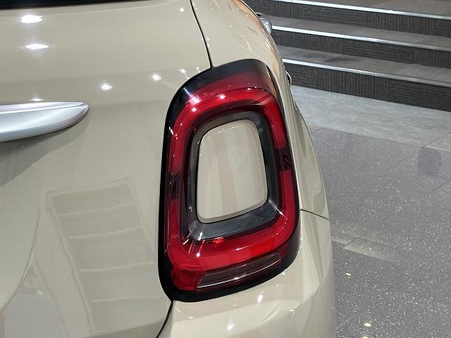 ５００Ｘ クロス　禁煙車　レーダークルーズ　クリアランスソナー　レーンキープ　ＬＥＤライト　純正１７インチＡＷ　シートヒーター　ブラインドスポットモニター　黒革シート　パワーシート　ルーフレール　バックモニター　ＥＴＣ（32枚目）