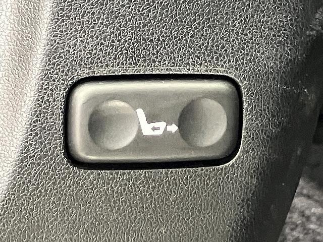ＲＸ ＲＸ２００ｔ　バージョンＬ　禁煙車　サンルーフ　パノラミックビュー　レクサスセーフティシステム　レーダークルーズ　クリアランスソナー　３眼ＬＥＤヘッドライト　純正２０インチＡＷ　黒セミアニリン本革シート　シートヒーター＆エアコン（50枚目）