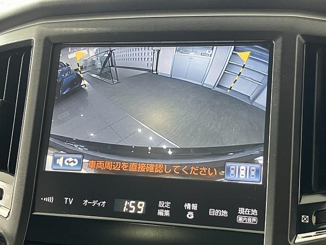 クラウンハイブリッド アスリートＧ　禁煙車　サンルーフ　アドバンスドパッケージ　プリクラッシュ　レーダークルーズ　クリアランスソナー　メーカーナビ　オートハイビーム　黒本革エアシート　メモリパワーシート　ＨＩＤヘッドライト　バックカメラ（5枚目）