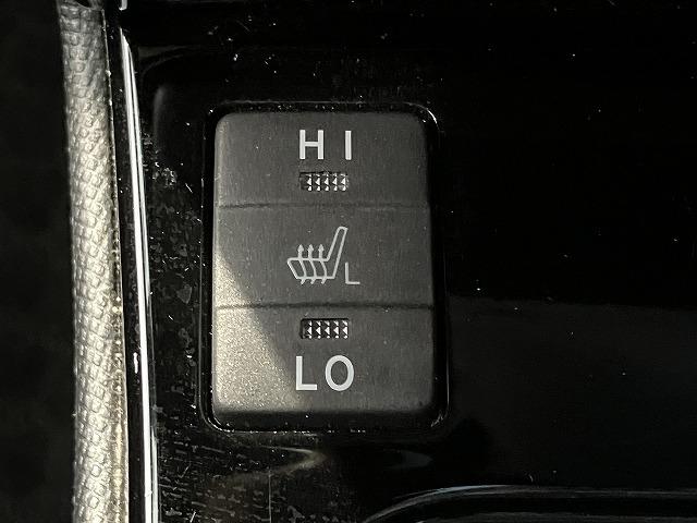 エスクァイア ハイブリッドＧｉ　禁煙車　ＡＣ１００Ｖ　アルパイン１１インチナビ　アルパインフリップダウントヨタセーフティセンス　クルーズコントロール　オートハイビーム　クリアランソナー　両側パワースライド　黒革シート　シートヒーター（72枚目）