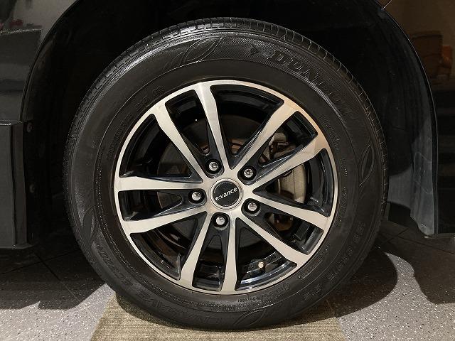 セレナ ｅ－パワー　ハイウェイスターＶ　禁煙車　セーフティパック　アラウンドビューモニター　プロパイロット　インテリジェントルームミラー　ブレーキホールド　レーンキープ　フリップダウンモニター　エマージェンシーブレーキ　クリアランスソナー（29枚目）