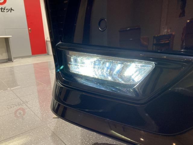 セレナ ｅ－パワー　ハイウェイスターＶ　禁煙車　セーフティパック　アラウンドビューモニター　プロパイロット　インテリジェントルームミラー　ブレーキホールド　レーンキープ　フリップダウンモニター　エマージェンシーブレーキ　クリアランスソナー（34枚目）