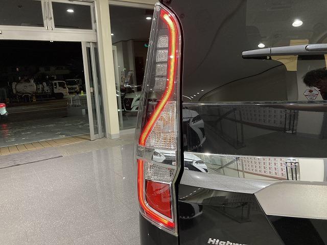 セレナ ｅ－パワー　ハイウェイスターＶ　禁煙車　セーフティパック　アラウンドビューモニター　プロパイロット　インテリジェントルームミラー　ブレーキホールド　レーンキープ　フリップダウンモニター　エマージェンシーブレーキ　クリアランスソナー（39枚目）