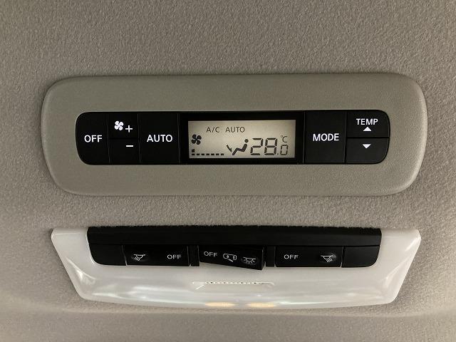 セレナ ｅ－パワー　ハイウェイスターＶ　禁煙車　セーフティパック　アラウンドビューモニター　プロパイロット　インテリジェントルームミラー　ブレーキホールド　レーンキープ　フリップダウンモニター　エマージェンシーブレーキ　クリアランスソナー（50枚目）