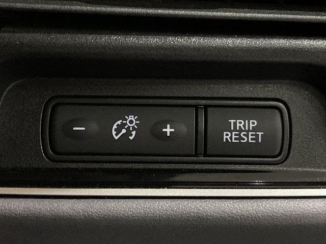 セレナ ｅ－パワー　ハイウェイスターＶ　禁煙車　セーフティパック　アラウンドビューモニター　プロパイロット　インテリジェントルームミラー　ブレーキホールド　レーンキープ　フリップダウンモニター　エマージェンシーブレーキ　クリアランスソナー（54枚目）