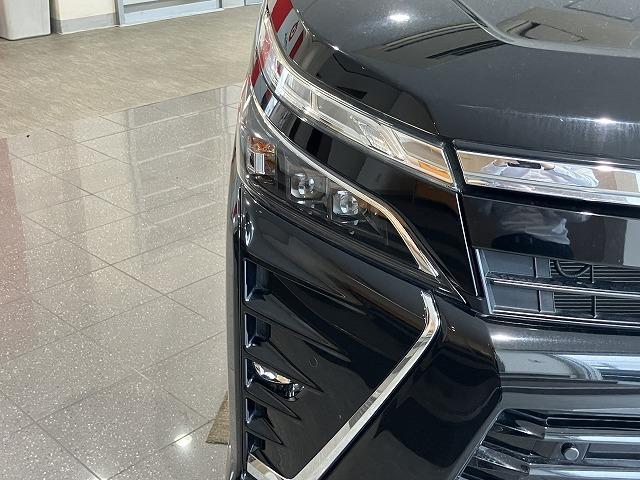 ヴォクシー ＺＳ　煌ＩＩ　禁煙車　アルパイン９インチナビ　アルパインフリップダウンモニター　トヨタセーフティセンス　プリクラッシュ　クルーズコントロール　クリラアンスソナー　両側パワースライドドア　純正１６インチＡＷ（64枚目）