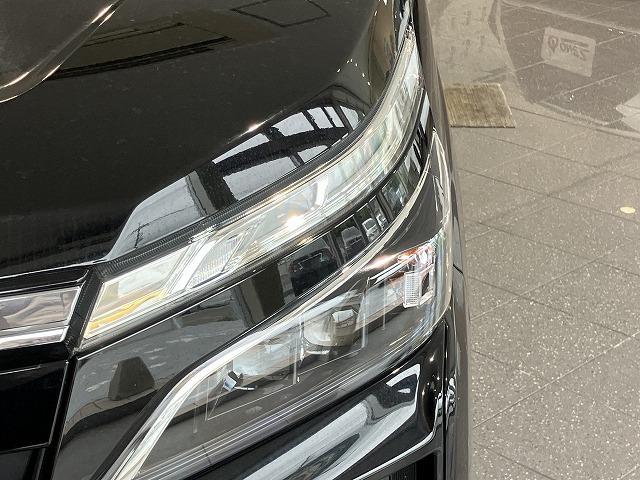 ヴォクシー ＺＳ　煌ＩＩ　禁煙車　アルパイン９インチナビ　アルパインフリップダウンモニター　トヨタセーフティセンス　プリクラッシュ　クルーズコントロール　クリラアンスソナー　両側パワースライドドア　純正１６インチＡＷ（66枚目）