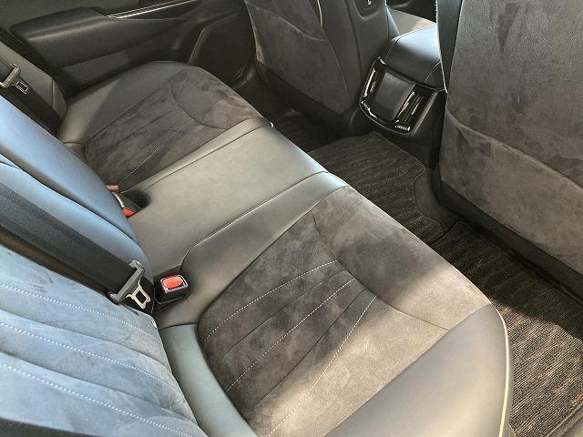 クラウンハイブリッド ＲＳアドバンス　禁煙車　トムス　ＴＲＤ　Ｍ’ｓ　サンルーフ　パノラミックビューモニター　トヨタセーフティセンス　プリクラッシュ　レーダークルーズ　クリアランスソナー　オートハイビーム　純正１８インチスパッタリングＡＷ（47枚目）