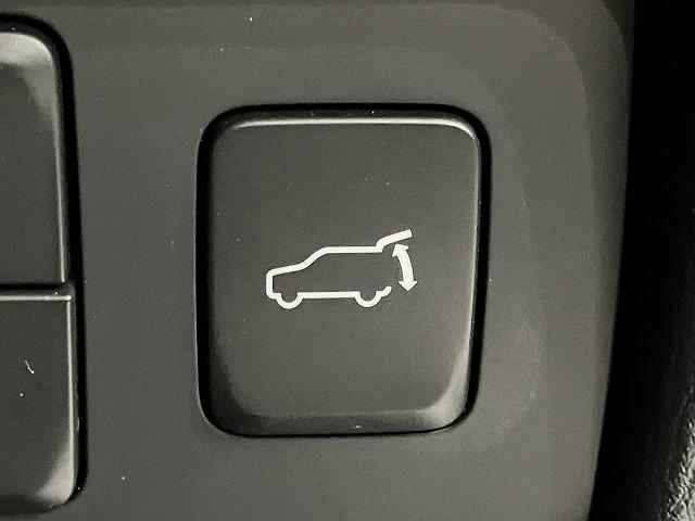 ＣＸ－５ ＸＤ　エクスクルーシブモード　禁煙車　ＢＯＳＥサウンド　３６０°ビューモニター　茶本革エアシート　スマートシティブレーキ　レーダークルーズ　クリアランスソナー　レーンキープ　ＬＥＤヘッドライト　パワーバックドア　メモリパワーシート（12枚目）