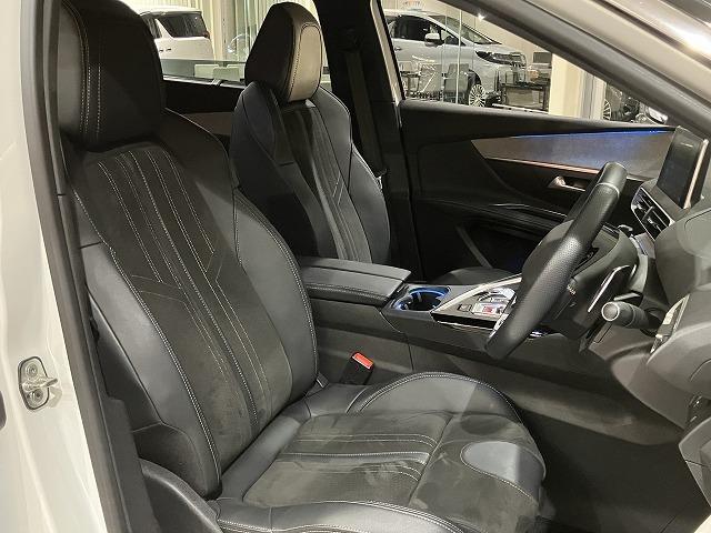 ５００８ ＧＴ　ブルーＨＤｉ　ワンオーナー　禁煙車　パノラミックビューモニター　アクティブブレーキ　メーカーディスプレイオーディオ　レーダークルーズ　クリランスソナー　オートハイビーム　純正１８インチＡＷ　クロハーフレザーシート（13枚目）