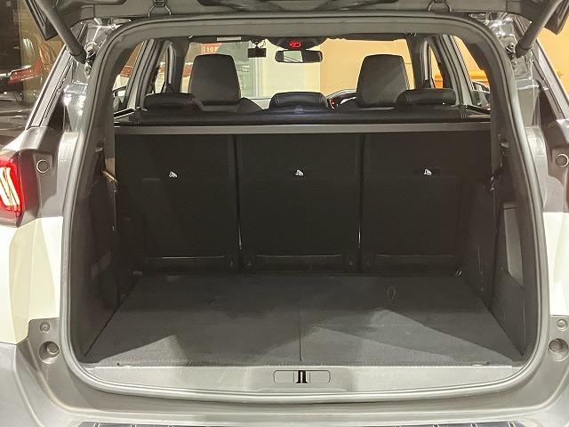 ５００８ ＧＴ　ブルーＨＤｉ　ワンオーナー　禁煙車　パノラミックビューモニター　アクティブブレーキ　メーカーディスプレイオーディオ　レーダークルーズ　クリランスソナー　オートハイビーム　純正１８インチＡＷ　クロハーフレザーシート（19枚目）