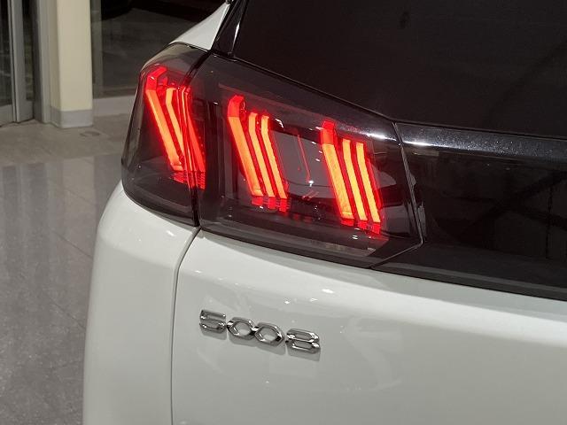 ５００８ ＧＴ　ブルーＨＤｉ　ワンオーナー　禁煙車　パノラミックビューモニター　アクティブブレーキ　メーカーディスプレイオーディオ　レーダークルーズ　クリランスソナー　オートハイビーム　純正１８インチＡＷ　クロハーフレザーシート（30枚目）