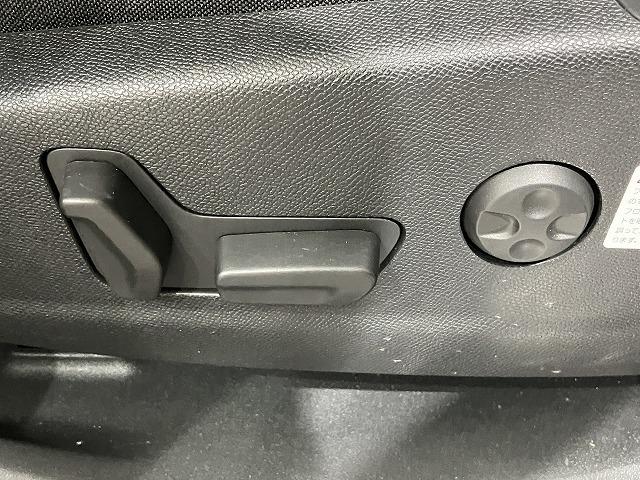 ５００８ ＧＴ　ブルーＨＤｉ　ワンオーナー　禁煙車　パノラミックビューモニター　アクティブブレーキ　メーカーディスプレイオーディオ　レーダークルーズ　クリランスソナー　オートハイビーム　純正１８インチＡＷ　クロハーフレザーシート（36枚目）