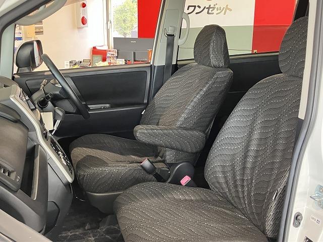 ヴォクシー Ｘ　Ｌエディション　禁煙車　純正ナビゲーション　両側パワースライドドア　バックモニター　クリランスソナー　スマートキープッシュスタート　ビルトインＥＴＣ（44枚目）