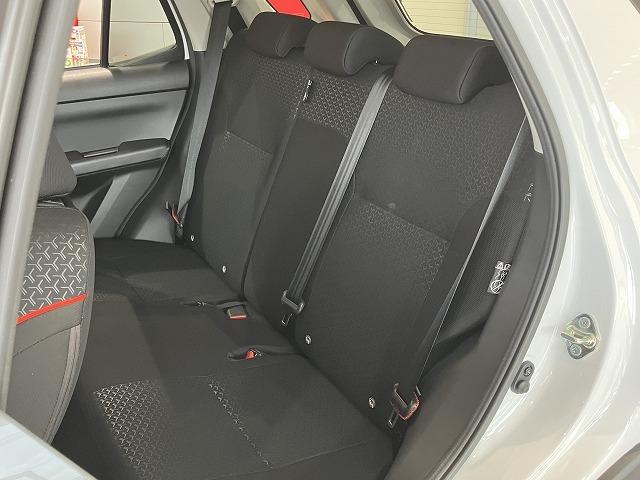 ライズ Ｚ　禁煙車　モデリスタフルエアロ　純正ナビゲーション　スマートアシスト　プリクラッシュ　レーダークルーズ　クリアランスソナー　純正１７インチＡＷ　シートヒーター　バックカメラ　ＬＥＤヘッドライト　ＥＴＣ（51枚目）