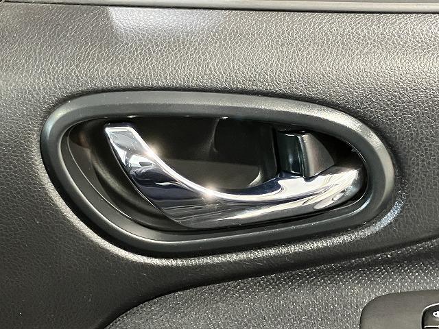 セレナ ハイウェイスター Vセレクション 禁煙車 8人乗り 純正ナビゲーション クルーズコントロール クリアランスソナー 両側パワースライドドア 純正16インチAW バックモニター オートライト スマートキープッシュスタート ビルトインETC(51枚目)
