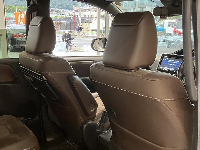 エスクァイア ハイブリッドＧｉ　プレミアムパッケージ　禁煙車　純正９インチナビゲーション　トヨタセーフティセンス　クルーズコントロール　クリアランスソナー　両側パワースライドドア　シートヒーター　チャハーフレザーシート　コンビハンドル　バックモニター（37枚目）