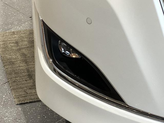 エスクァイア ハイブリッドＧｉ　プレミアムパッケージ　禁煙車　純正９インチナビゲーション　トヨタセーフティセンス　クルーズコントロール　クリアランスソナー　両側パワースライドドア　シートヒーター　チャハーフレザーシート　コンビハンドル　バックモニター（41枚目）