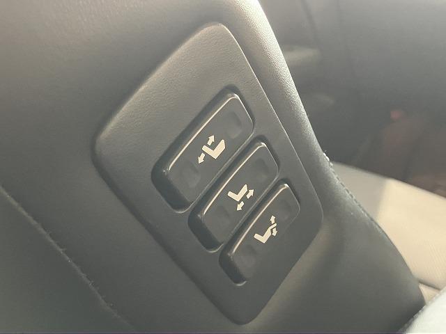 フーガ 450GTスポーツパッケージ 禁煙車 サンルーフ レーダークルーズ 黒本革エアシート オートライト メモリパワーシート オットマン メーカーナビゲーション 純正19インチAW スマートキープッシュスタート ビルトインETC(9枚目)